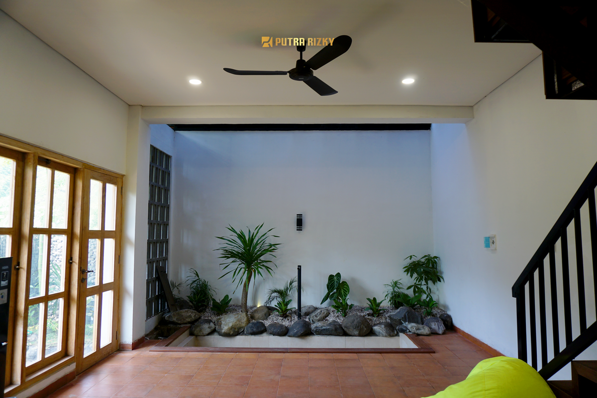 Plafon gypsum pada project La Barka Resort