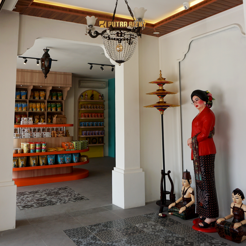 Interior Toko Olah Oleh Raminten oleh Jasa Interior Jogja