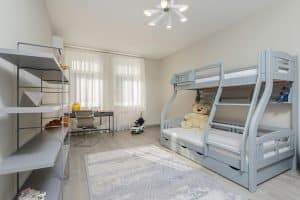 interior hpl ramah anak