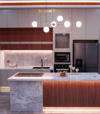Luxury kitchen set oleh jasa interior Jogja, Putra Rizky Interior